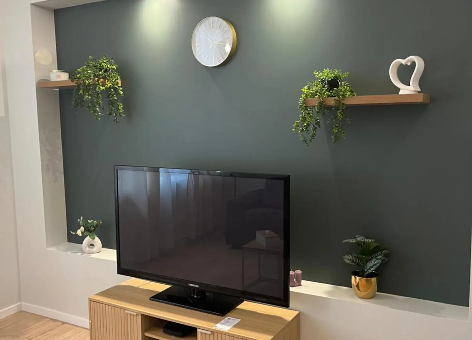 Apartament T2 Lumineux Avec Terrasse Et Fibre Aubenas